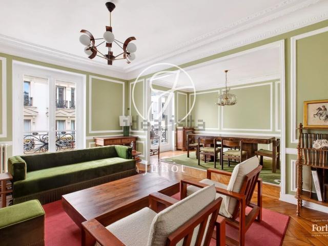 Appartement, Saint Vincent de Paul Lariboisière, Paris