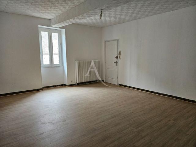 Appartement Saint Benoit De Carmaux 3 pièces 116m²