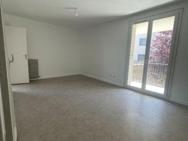 Appartement Saint Bonnet le Chateau 4 pièce s 76 m2