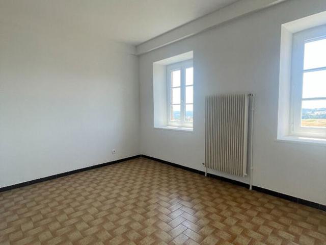 Appartement Saint Bonnet le Chateau 3 pièce s 70 m2