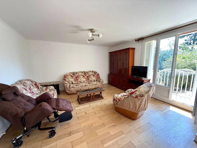 Appartement Saint Cyr L Ecole 4 pièce s 81.79 m2
