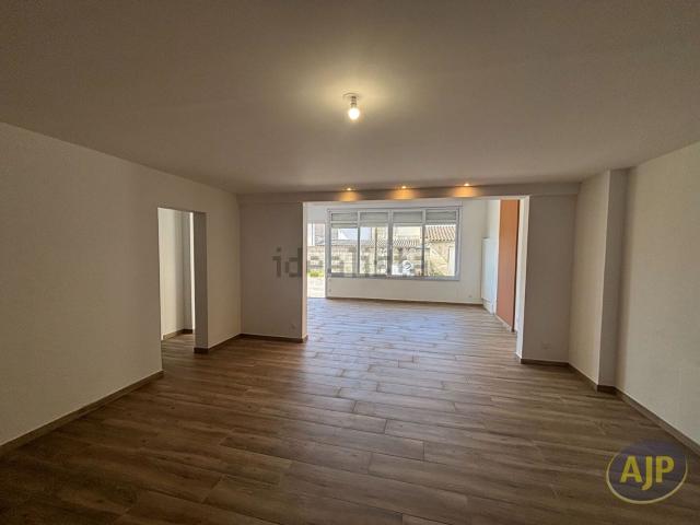 Appartement, Saint Denis de Pile