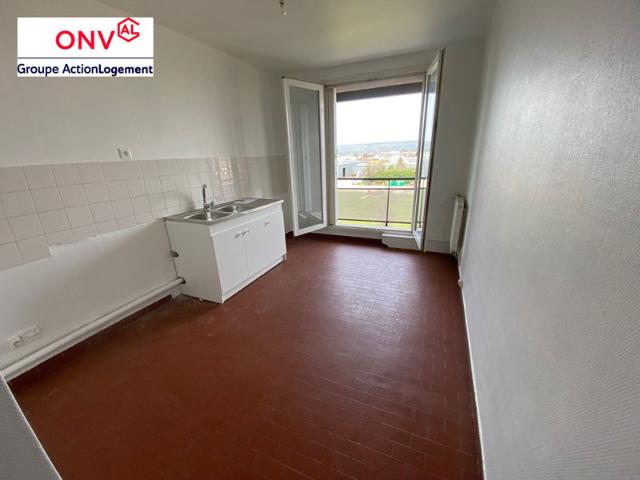 Appartement Saint Etienne De Saint Geoirs 4 pièce s 82.11m2