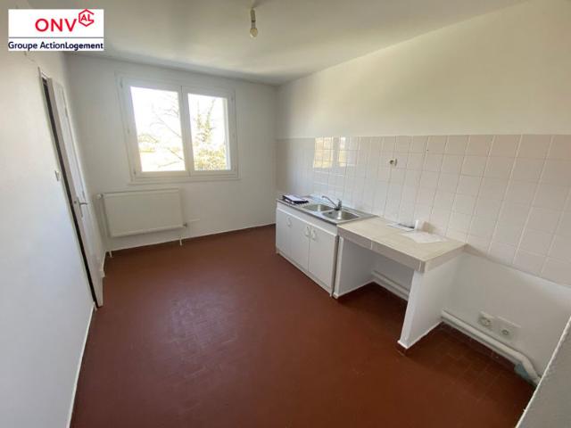 Appartement Saint Etienne De Saint Geoirs 4 pièce s 84.56m2
