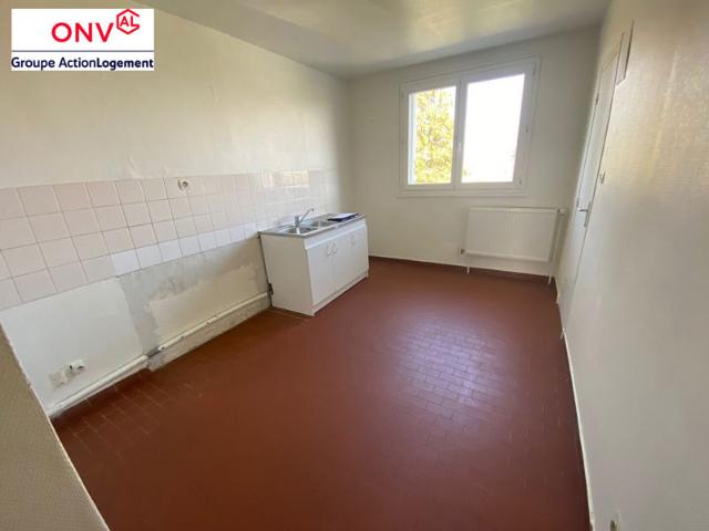 Appartement Saint Etienne De Saint Geoirs 5 pièce s 93.06 m2