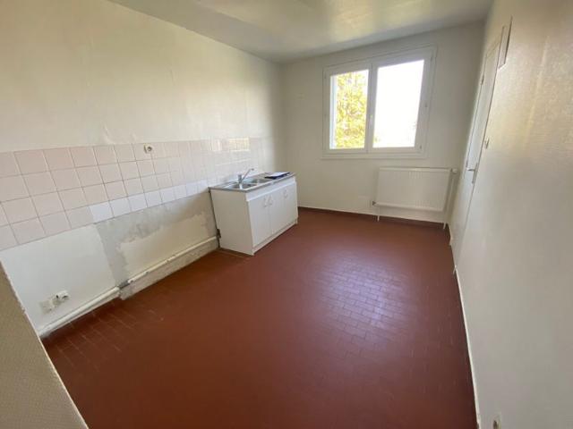 Appartement Saint Etienne De Saint Geoirs 5 pièce s 93.62 m2