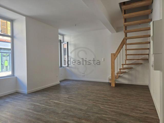 Appartement, Saint Étienne de Saint Geoirs