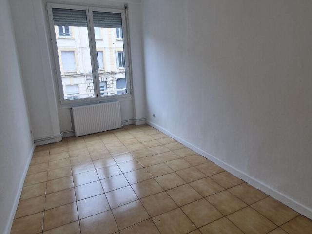 Appartement Saint Etienne 4 pièces 80 m² /34 rue de champagne/Bellevue