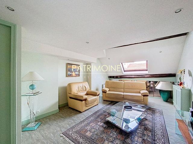 Appartement Saint Germain En Laye 3 pièce s en duplex 52.99. 53m² Saint Germain en Laye