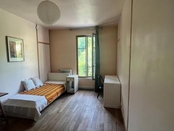 Appartement Saint Germain En Laye 1 pièce s 25.07 m2
