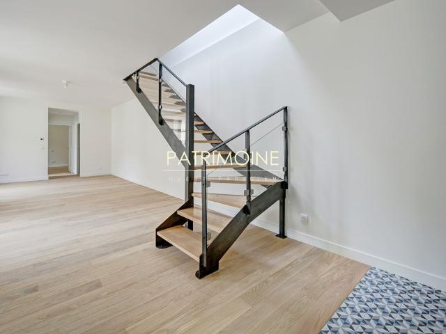 Appartement Saint Germain En Laye 5 pièce s duplex de 112.5. 113m² Saint Germain en Laye