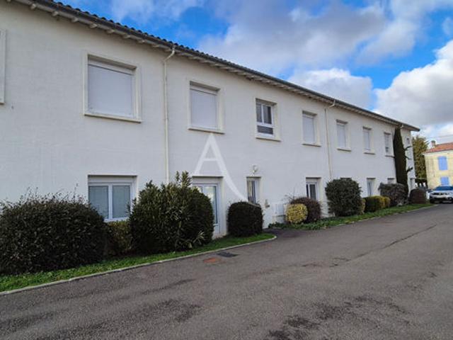 Appartement Saint Jean D Angely 4 pièce s 73 m2