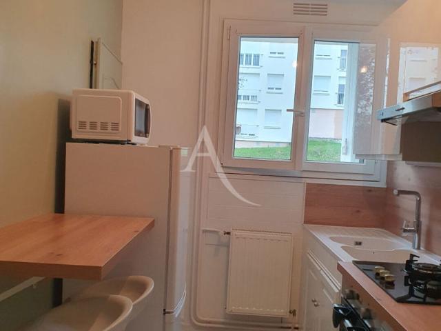 Appartement Saint Jean De La Ruelle 3 pièce s 52.05 m2