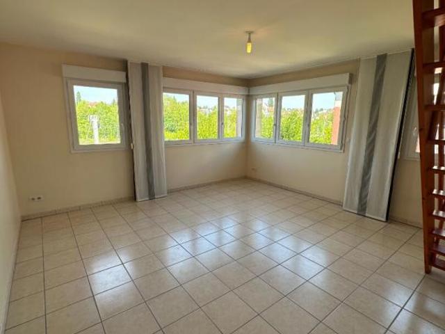APPARTEMENT SAINT JUST EN CHAUSSEE