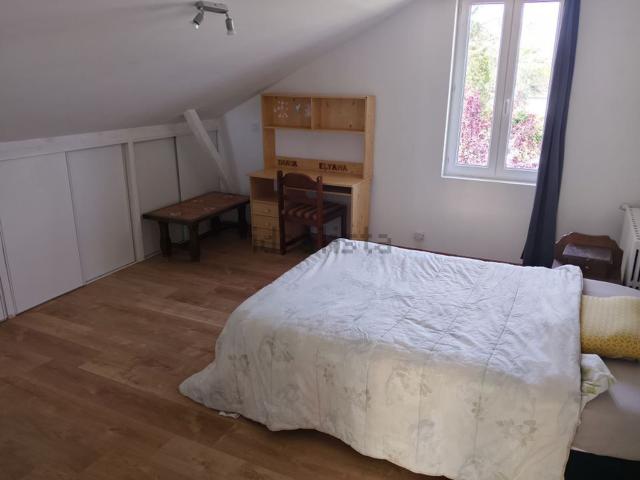 Appartement, Saint Laurent des Hommes