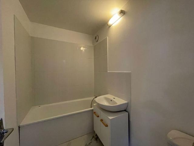 Appartement Saint Ouen L Aumone 1 pièce s 31 m2