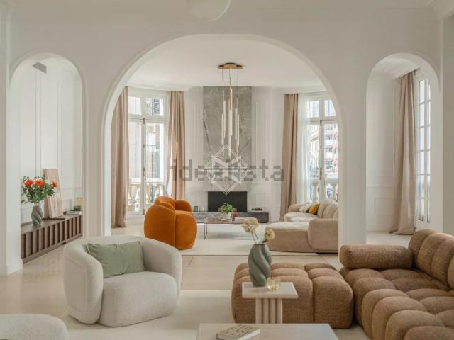 Appartement, Saint Philippe du Roule, Paris