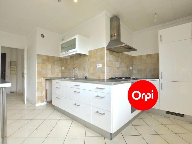 Appartement Saint Priest 4 pièces Rue maréchal Leclerc 69800 SAINT PRIEST