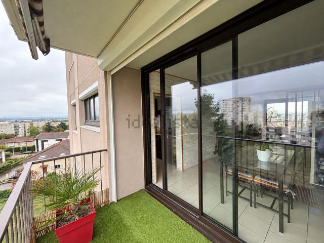 Appartement, Saint Priest