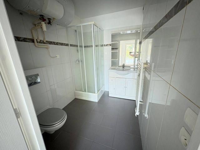 Appartement Sainte Geneviève Des Bois 1 pièce s 24.60 m2