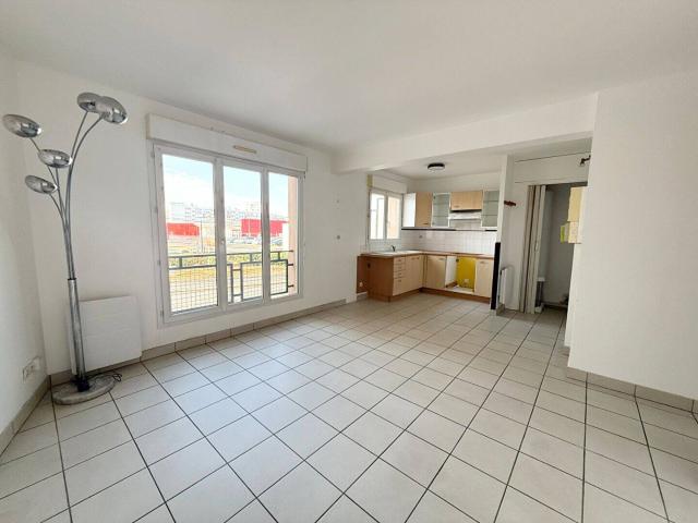 Appartement Sainte Genevieve Des Bois 2 pièce s