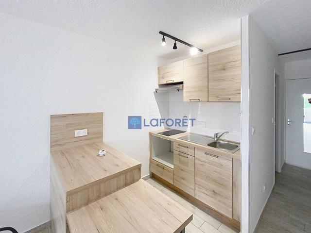 Appartement Saintes Maries De La Mer 1 pièce s 28 m2 28m² Saintes Maries de la Mer