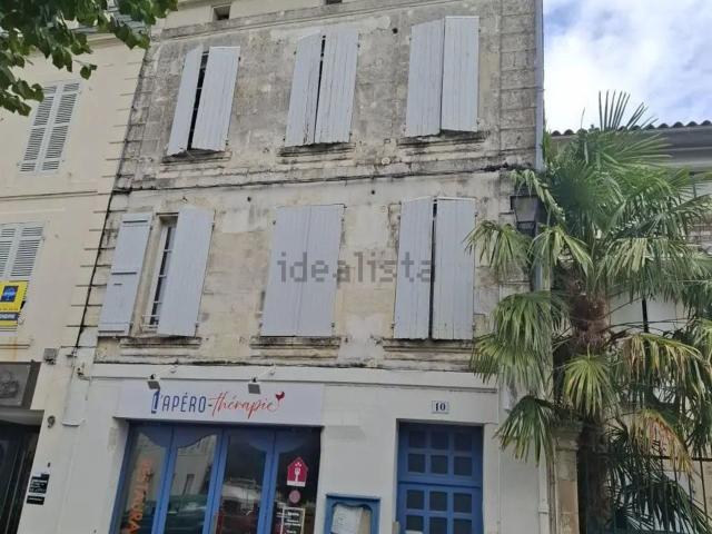 Appartement, Saintes