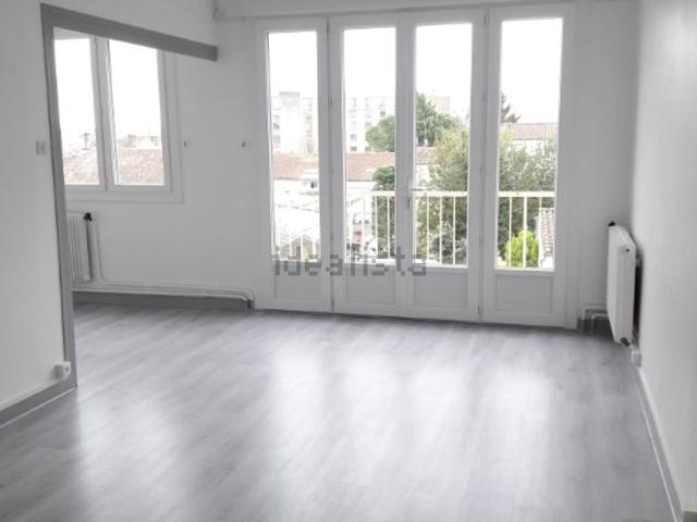 Appartement, Saintes