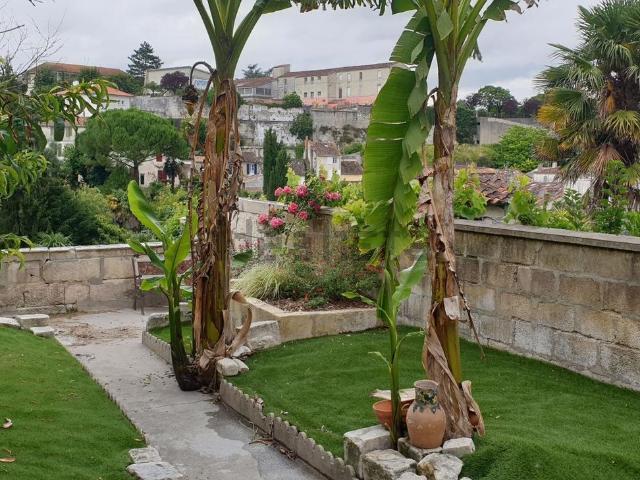 Appartement, Saintes