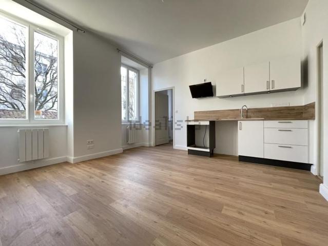 Appartement, Saintes