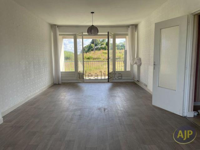 Appartement, Saintes