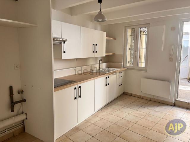 Appartement, Saintes