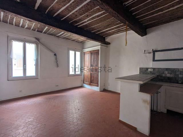 Appartement, Salernes