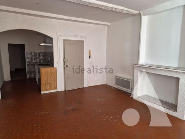 Appartement, Salernes
