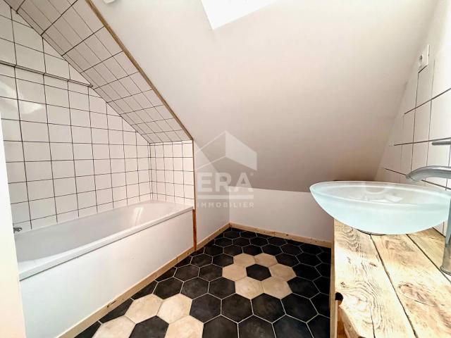 Appartement Salins 2 pièce s 26.52 m2 36 m2 au sol
