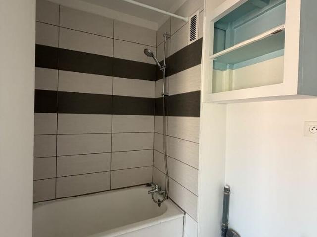 Appartement Salon De Provence 2 pièce s 45.18 m2
