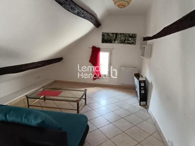 APPARTEMENT SEMI MEUBLE F2/3 DE 42.79 m²
