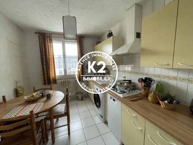 APPARTEMENT SECTEUR DU BOUQUET DE 76 M²