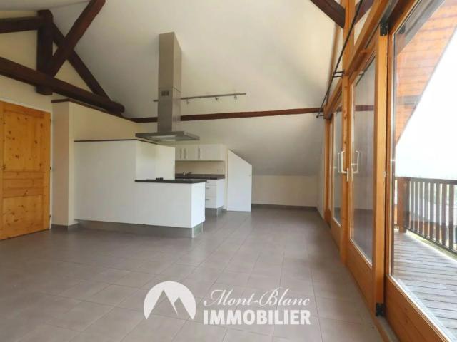 Appartement / Servoz / 1 530 €