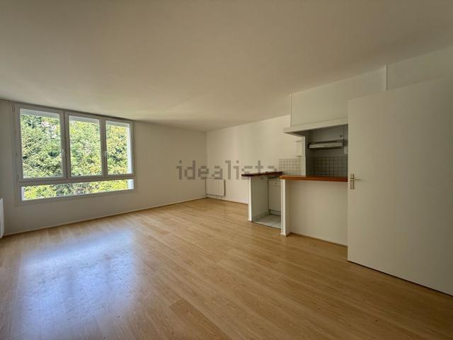 Appartement, Sèvres