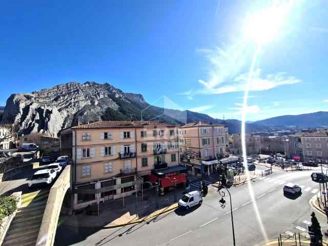 Appartement Sisteron 91m² Sisteron