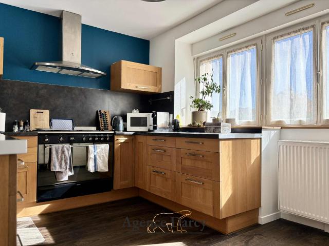 Appartement situé dans une copropriété avec piscine