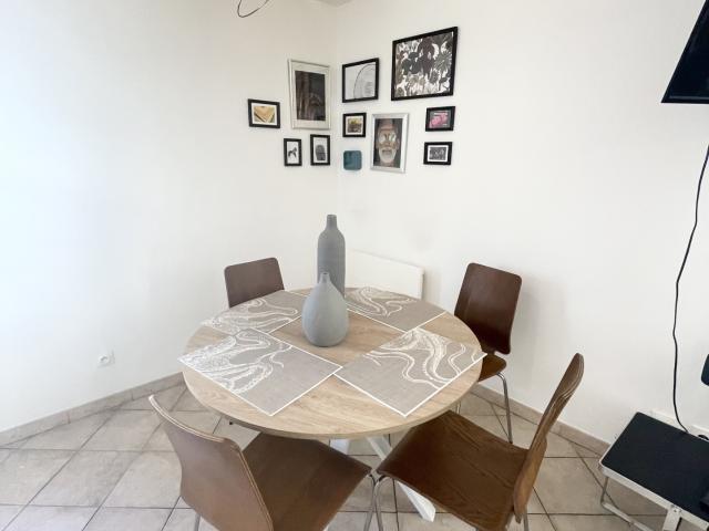 APPARTEMENT SITUÉ EN CENTRE VILLE – T3