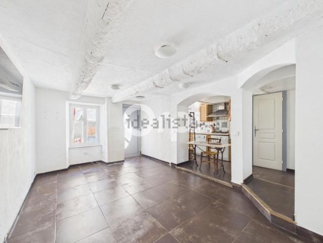 Appartement, Soleilhas
