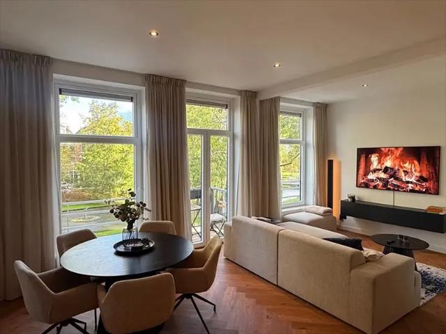 Appartement Spoorsingel, Rotterdam À louer