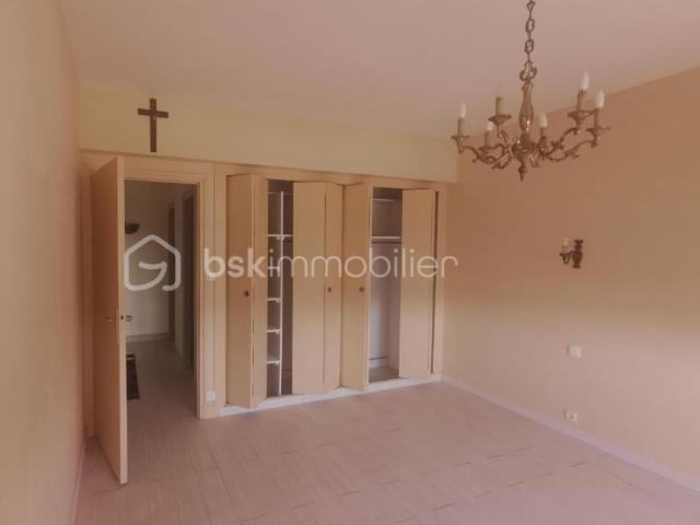 Appartement spacieux au cœur d'Amboise – 110 m² de charme et de lumière