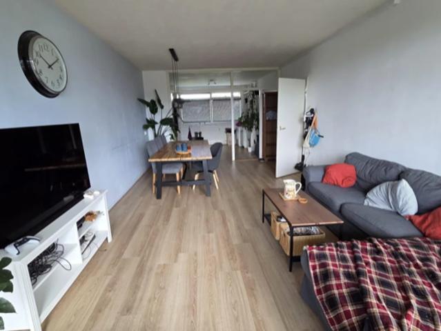 Appartement spacieux de 4 pièces Kleffensplantsoen, Voorschoten À louer