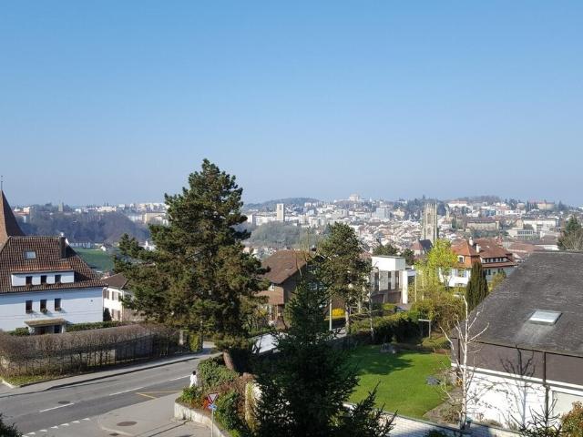 Appartement spacieux de 3 pièces au 3ème étage