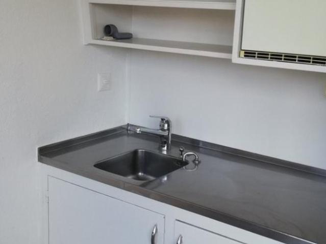 Appartement spacieux d'une pièce dans un emplacement central de premier choix