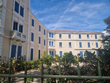 APPARTEMENT SPACIEUX ET LUMINEUX T3 CORNICHE DE TAMARIS LA SEYNE SUR MER